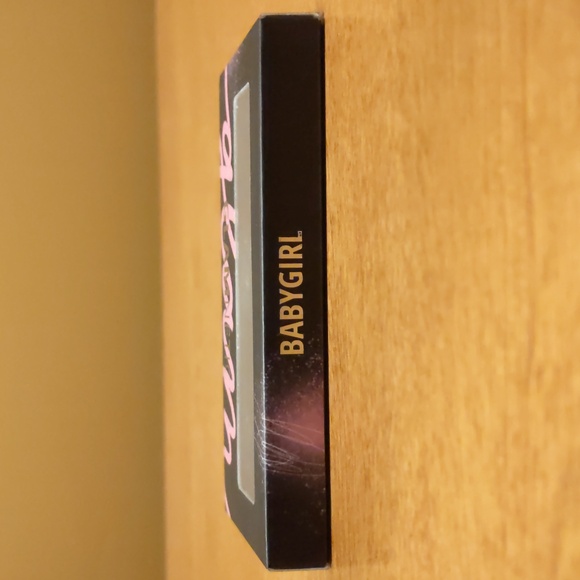 Glamnetic baby girl lashes - Picture 2 of 3